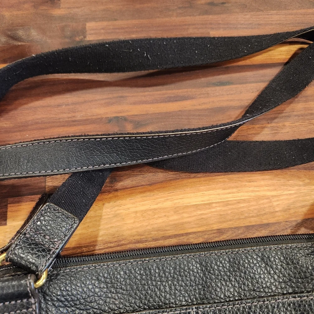 Fossil Black Leather Adjustable Crossbody Purse